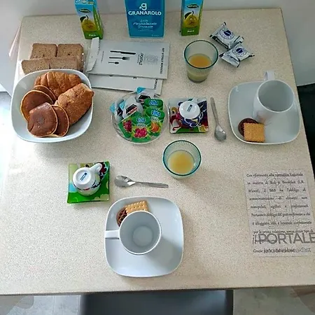 לינה וארוחת בוקר Il Portale 3*